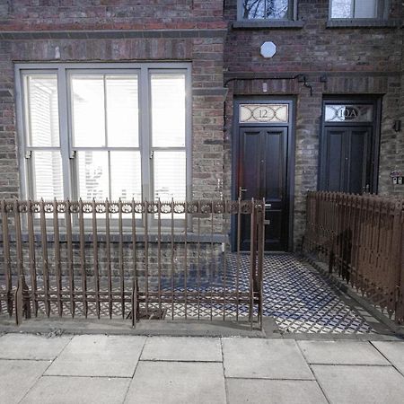 Modern Deluxe Five Bedroom House Near Chalk Farm Station By Belvilla London Exterior photo
